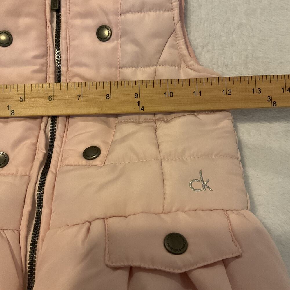 Calvin Klein Jeans Girls 5 Pink Hooded Puffer Gilet Zip Quilted Logo Barbiecore - Picture 6 of 8